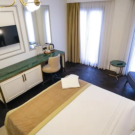 Pera Rasso Boutique 3*