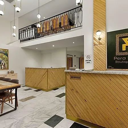 Pera Rasso Hotel 3*