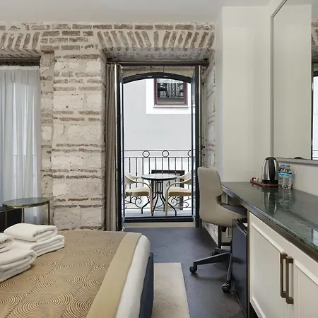 Pera Rasso Hotel